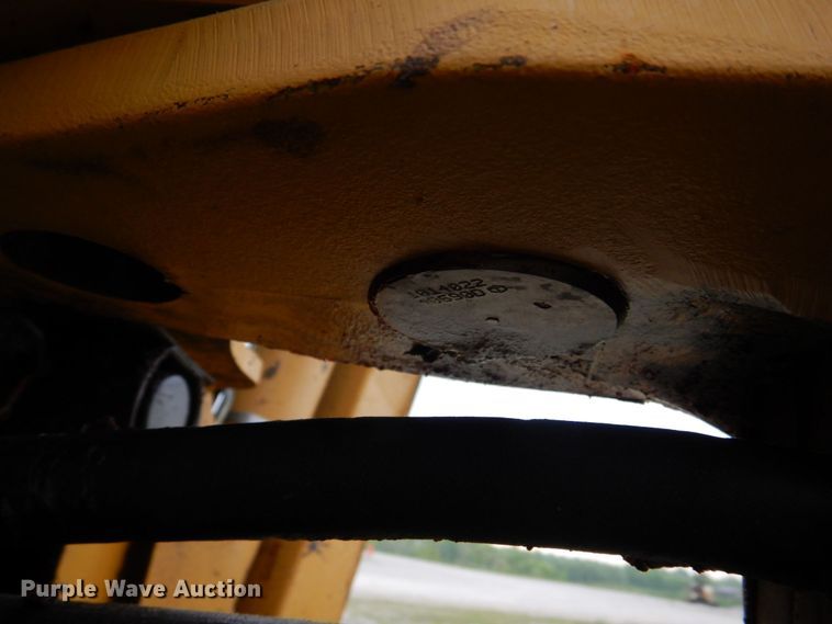 image for item DM7333 2004 Caterpillar 420D  backhoe