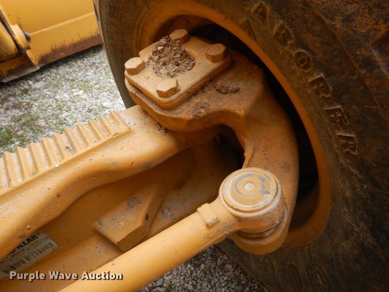 image for item DM7333 2004 Caterpillar 420D  backhoe