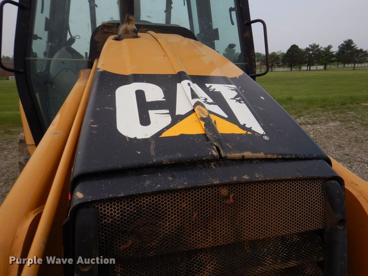 image for item DM7333 2004 Caterpillar 420D  backhoe