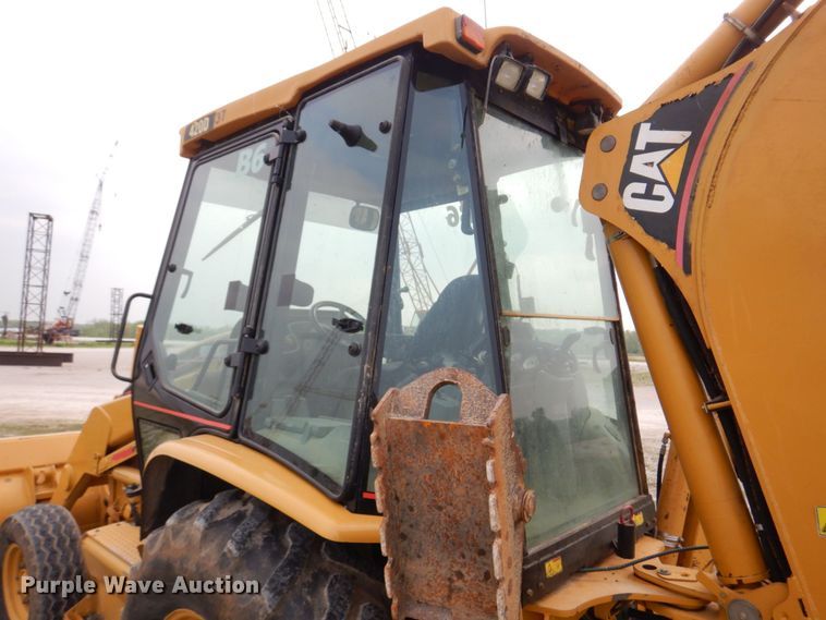 image for item DM7333 2004 Caterpillar 420D  backhoe