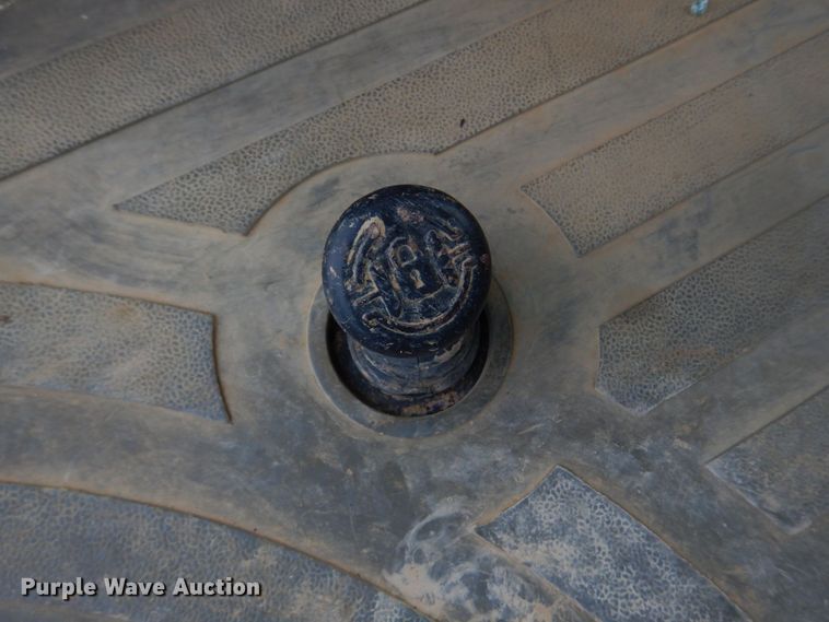 image for item DM7333 2004 Caterpillar 420D  backhoe