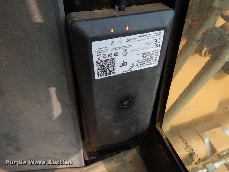 image for item DM7333 2004 Caterpillar 420D  backhoe