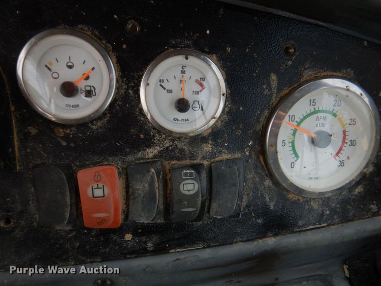 image for item DM7333 2004 Caterpillar 420D  backhoe