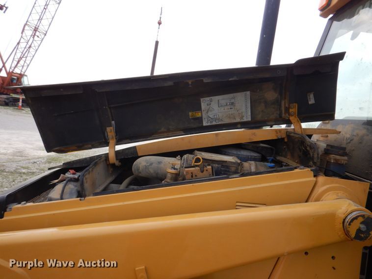 image for item DM7333 2004 Caterpillar 420D  backhoe