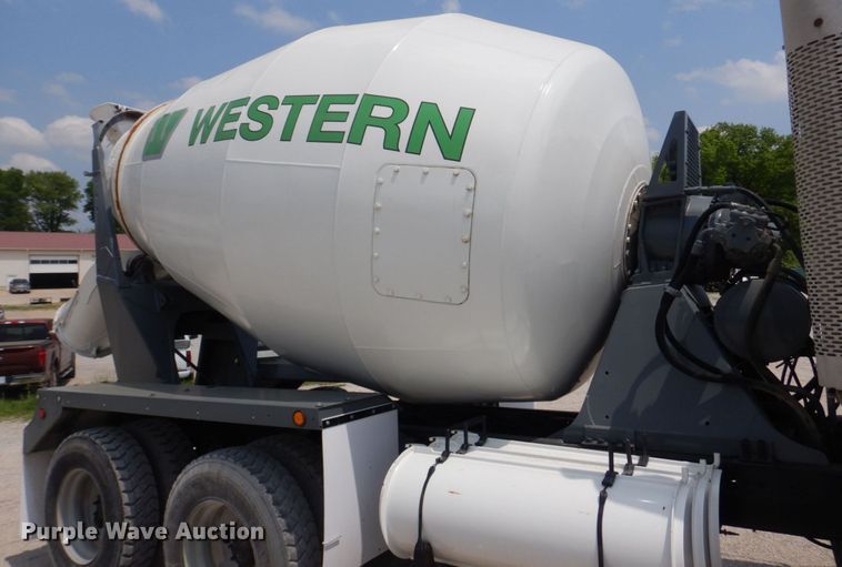 image for item DM7335 2000 Sterling  ready mix truck