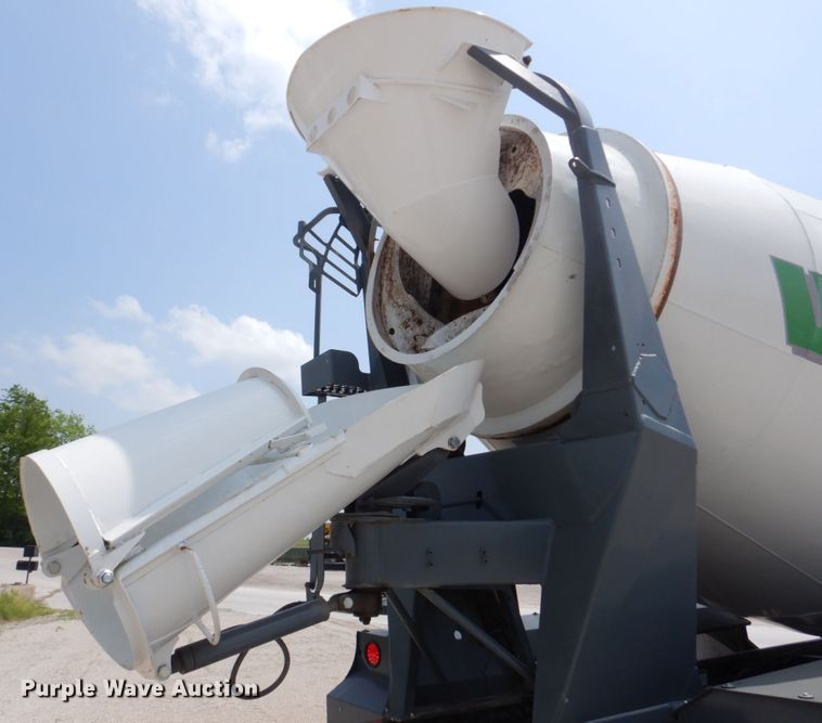 image for item DM7335 2000 Sterling  ready mix truck