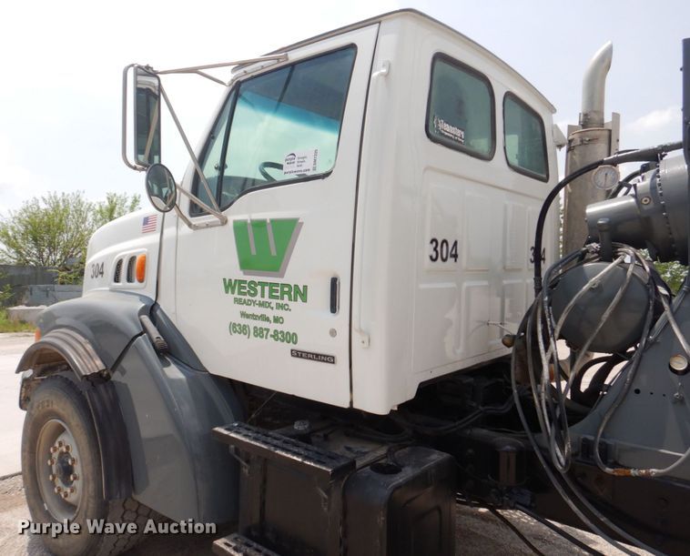 image for item DM7335 2000 Sterling  ready mix truck
