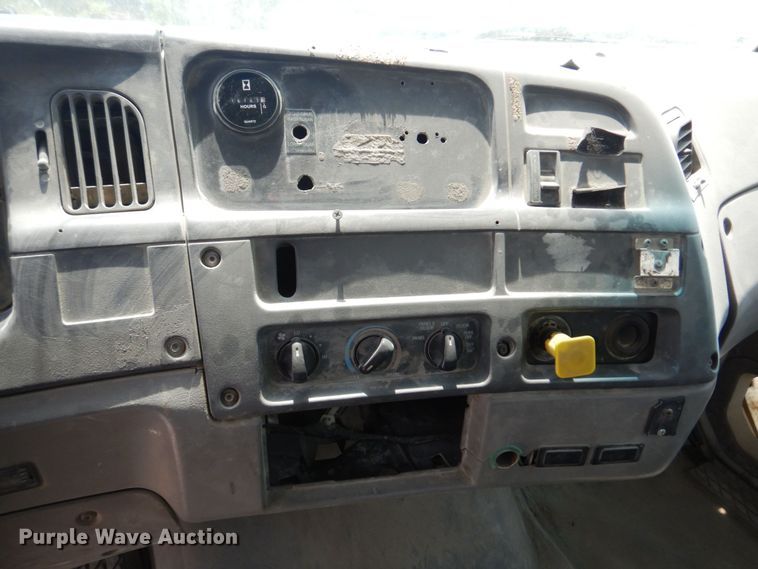 image for item DM7335 2000 Sterling  ready mix truck