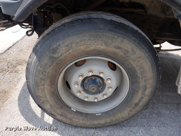 image for item DM7335 2000 Sterling  ready mix truck