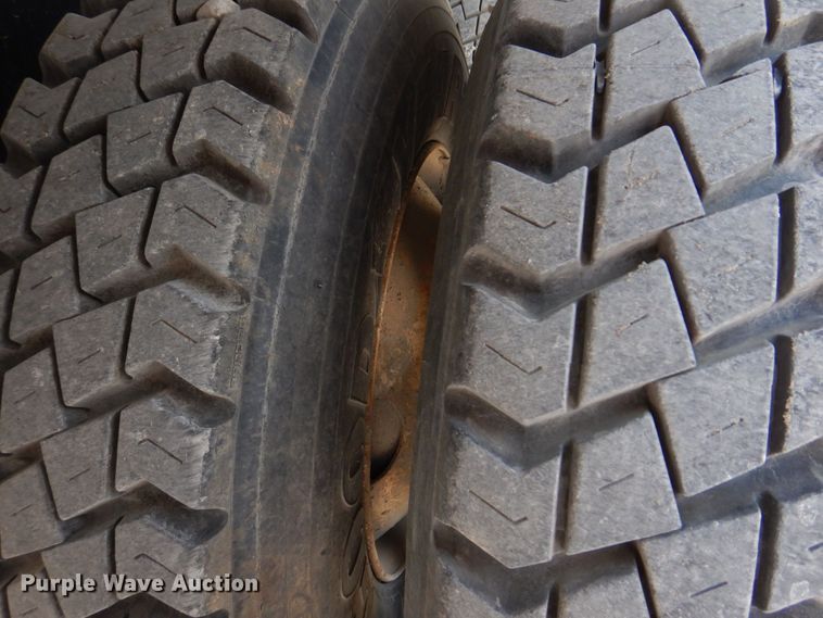 image for item DM7335 2000 Sterling  ready mix truck