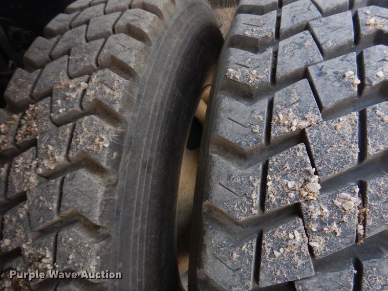 image for item DM7335 2000 Sterling  ready mix truck