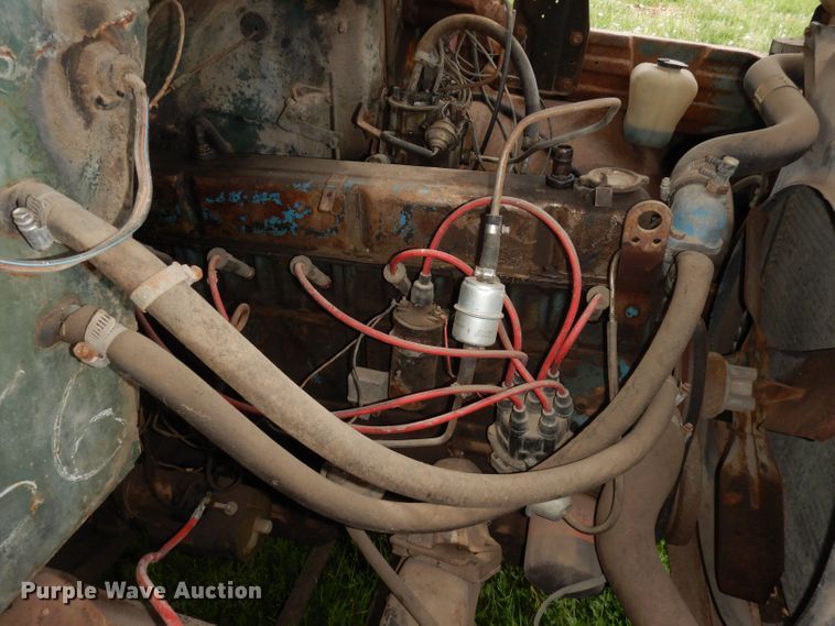 image for item DN1562 1976 Chevrolet C60  dump truck