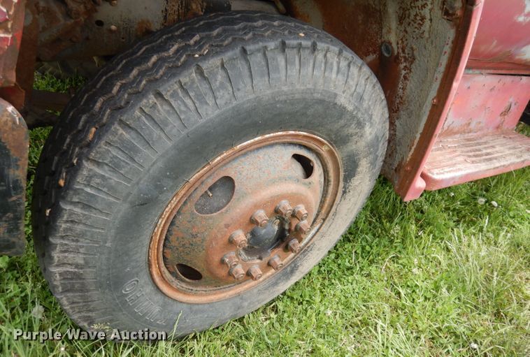 image for item DN1562 1976 Chevrolet C60  dump truck