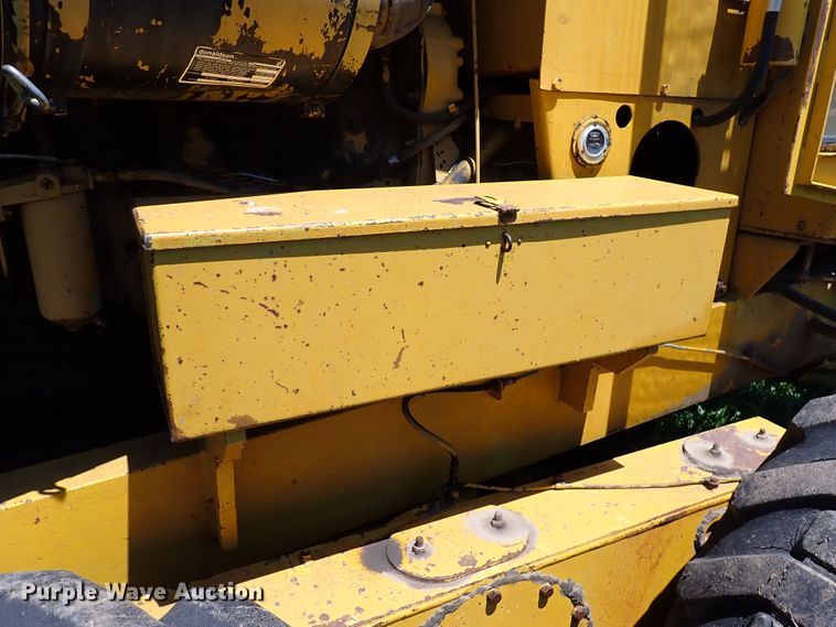 image for item DN6817 1971 Wabco 444  motor grader