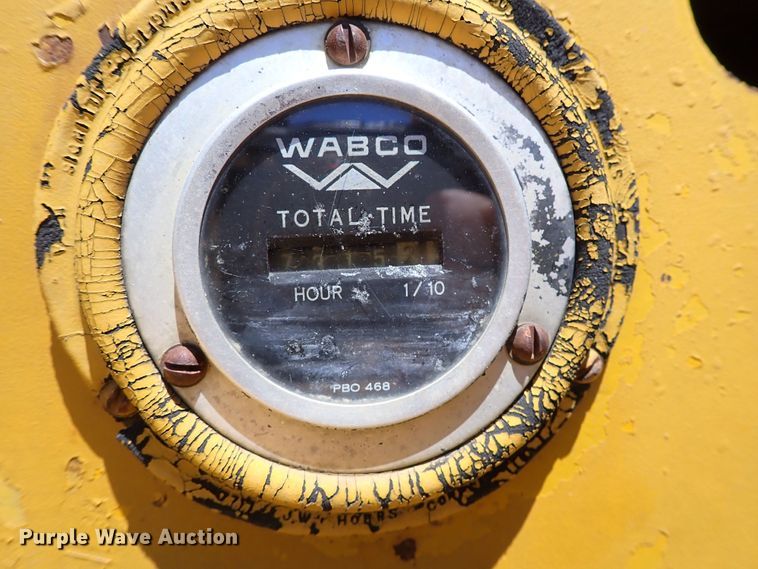 image for item DN6817 1971 Wabco 444  motor grader