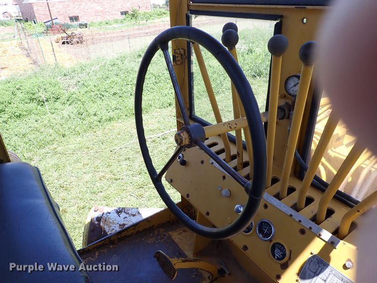 image for item DN6817 1971 Wabco 444  motor grader