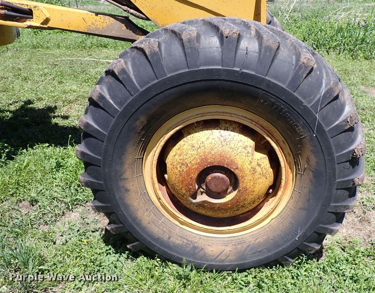 image for item DN6817 1971 Wabco 444  motor grader