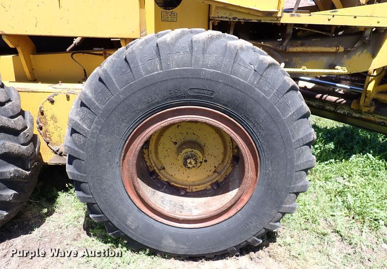 image for item DN6817 1971 Wabco 444  motor grader