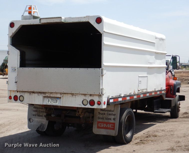image for item DN7390 1995 GMC TopKick C6500  chipper truck