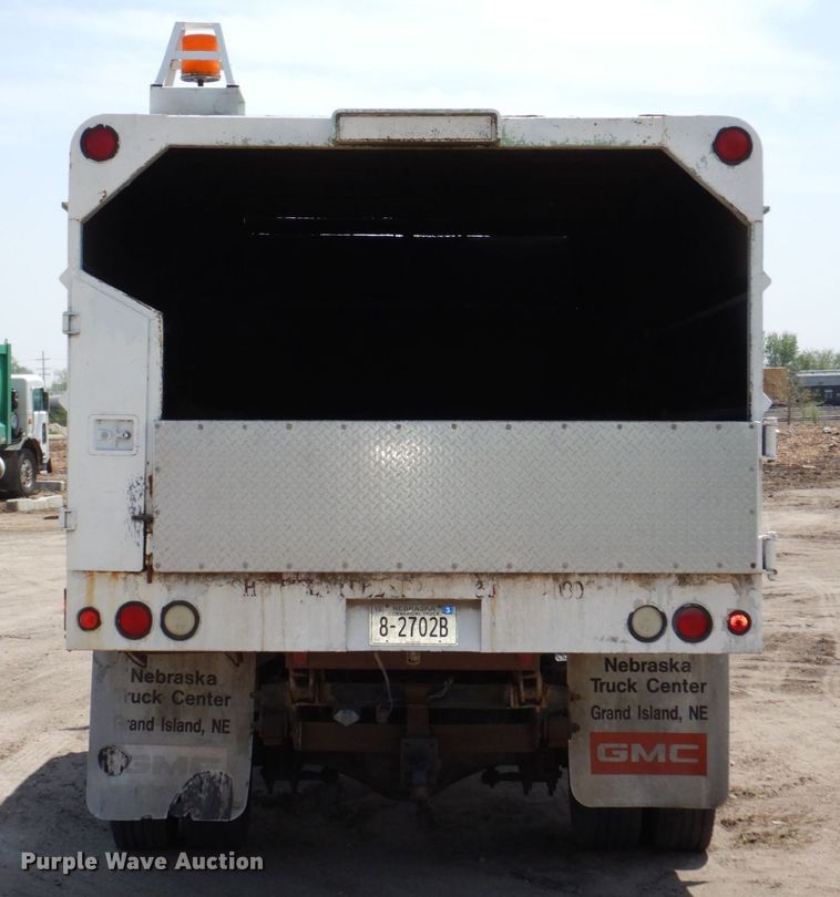 image for item DN7390 1995 GMC TopKick C6500  chipper truck