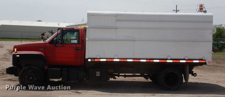 image for item DN7390 1995 GMC TopKick C6500  chipper truck