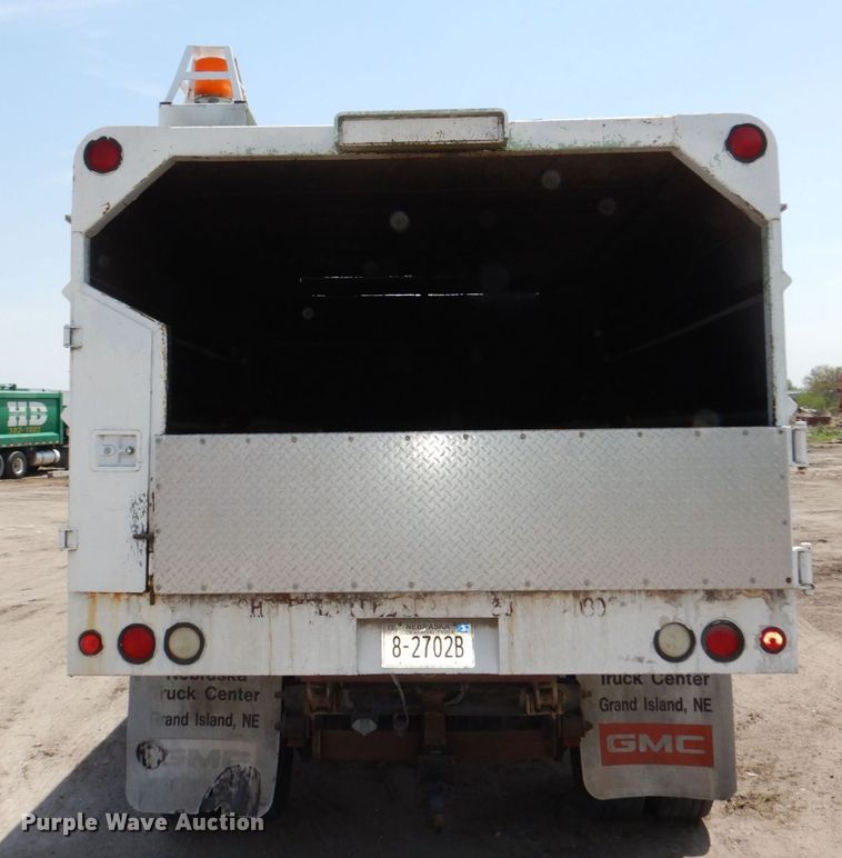 image for item DN7390 1995 GMC TopKick C6500  chipper truck