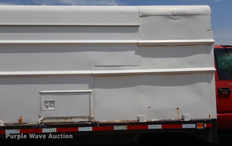 image for item DN7390 1995 GMC TopKick C6500  chipper truck