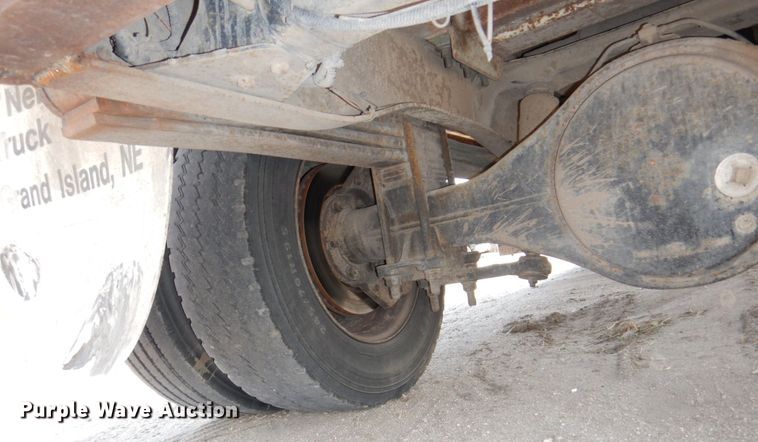 image for item DN7390 1995 GMC TopKick C6500  chipper truck