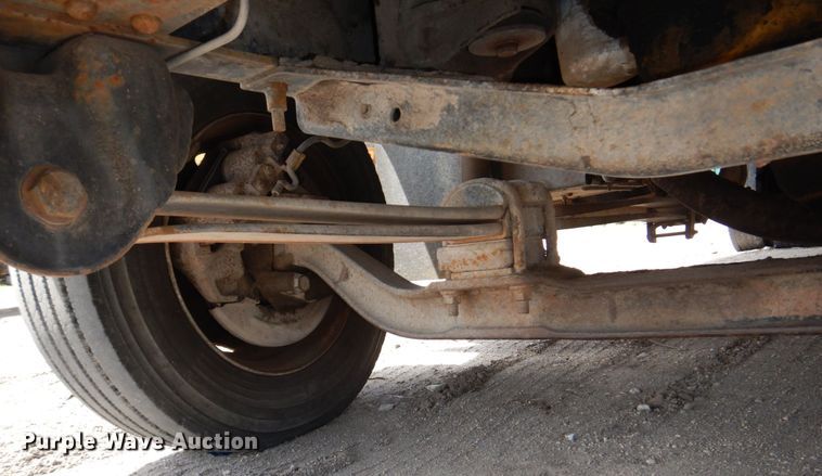 image for item DN7390 1995 GMC TopKick C6500  chipper truck