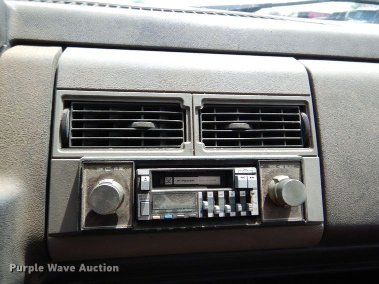 image for item DN7390 1995 GMC TopKick C6500  chipper truck