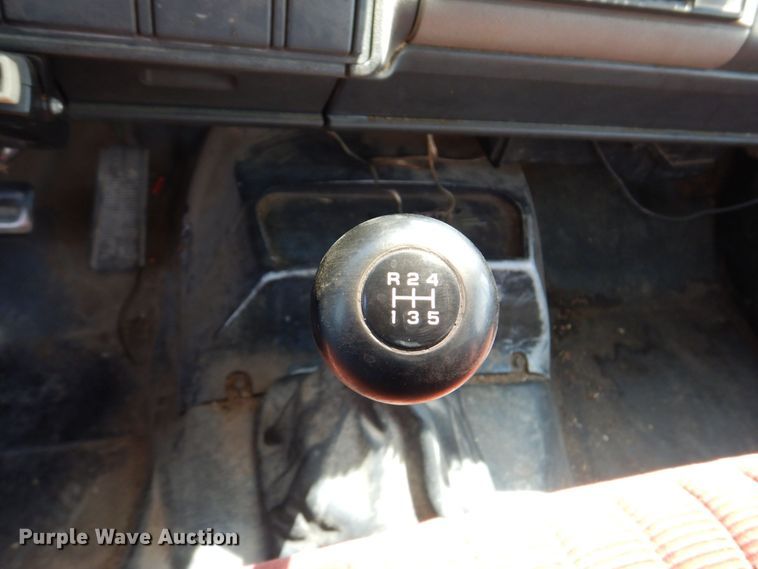 image for item DN7390 1995 GMC TopKick C6500  chipper truck