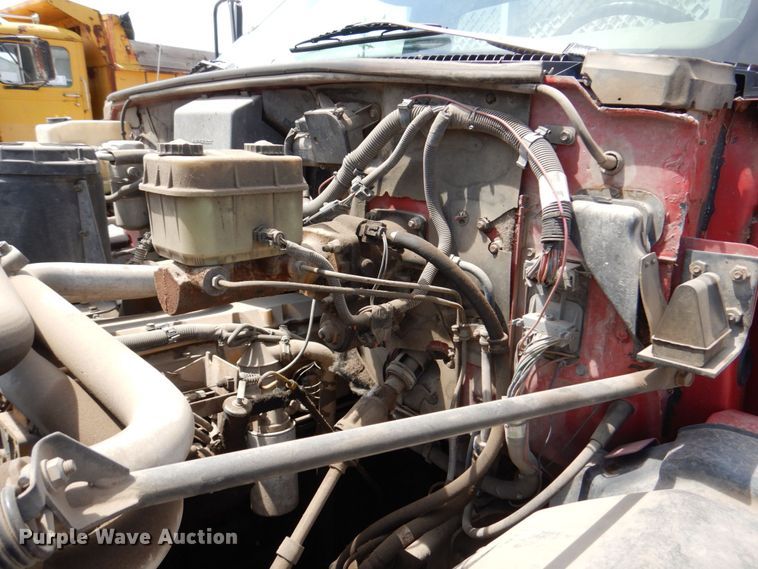 image for item DN7390 1995 GMC TopKick C6500  chipper truck