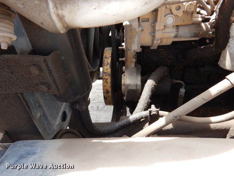 image for item DN7390 1995 GMC TopKick C6500  chipper truck