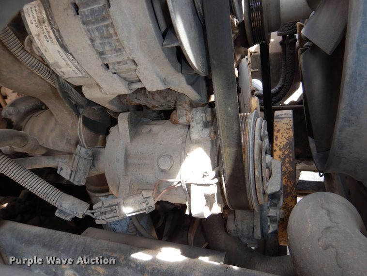 image for item DN7390 1995 GMC TopKick C6500  chipper truck