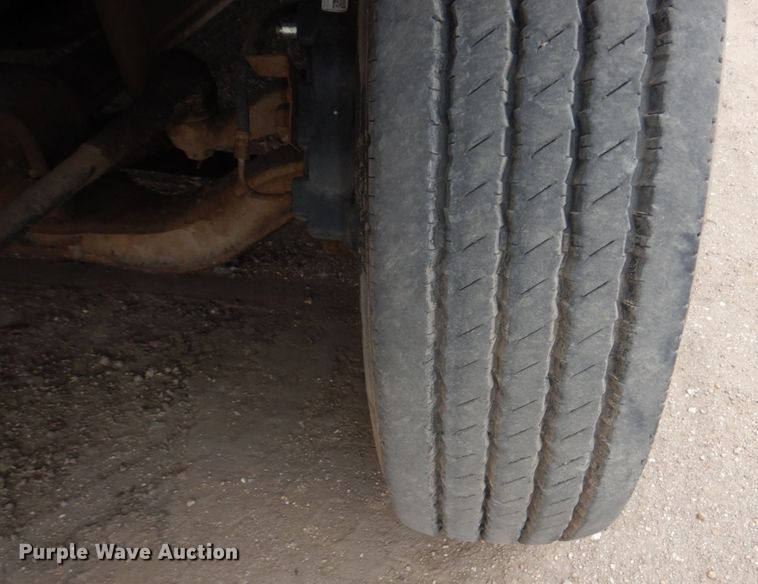 image for item DN7390 1995 GMC TopKick C6500  chipper truck