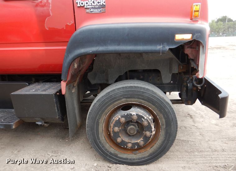image for item DN7390 1995 GMC TopKick C6500  chipper truck