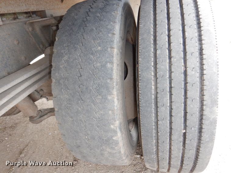 image for item DN7390 1995 GMC TopKick C6500  chipper truck