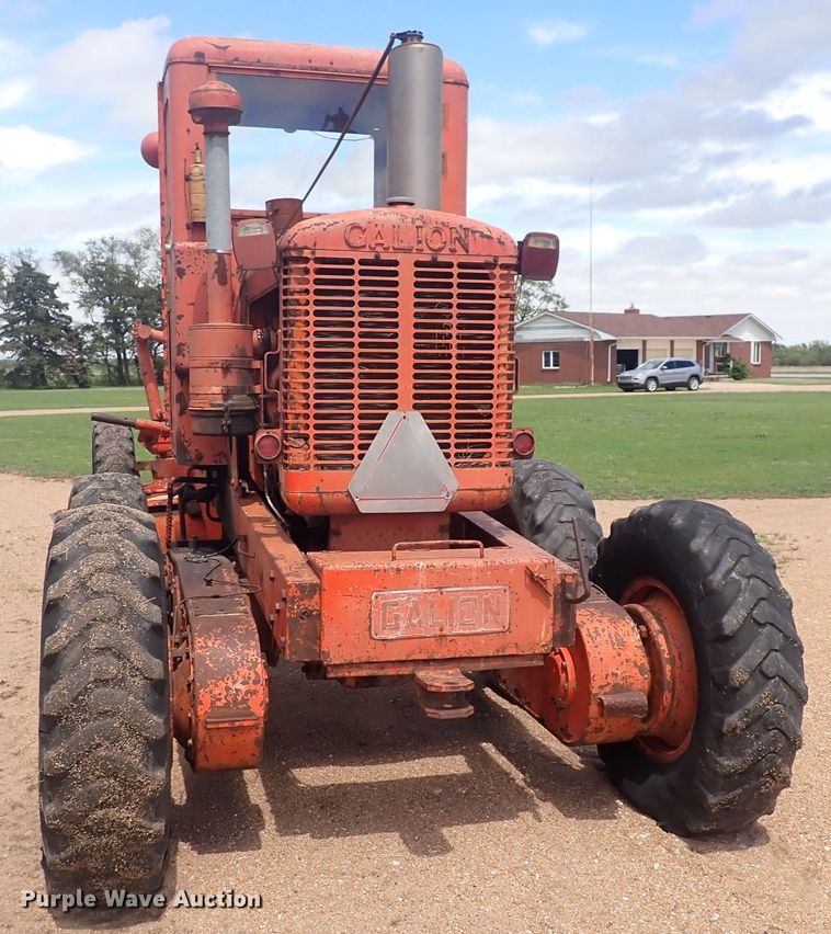 image for item DP4630 1960 Galion 104  rigid frame motor grader