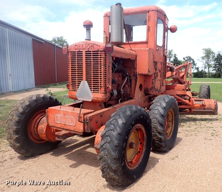 image for item DP4630 1960 Galion 104  rigid frame motor grader