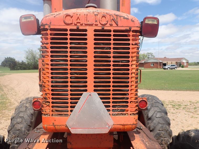 image for item DP4630 1960 Galion 104  rigid frame motor grader