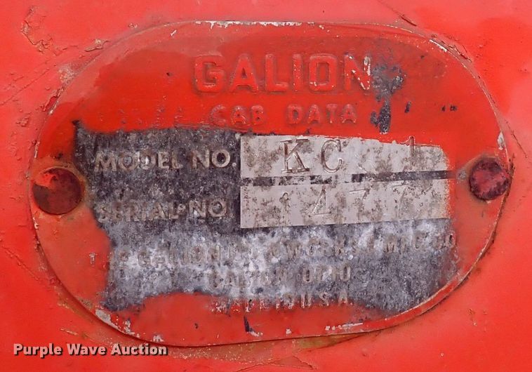 image for item DP4630 1960 Galion 104  rigid frame motor grader