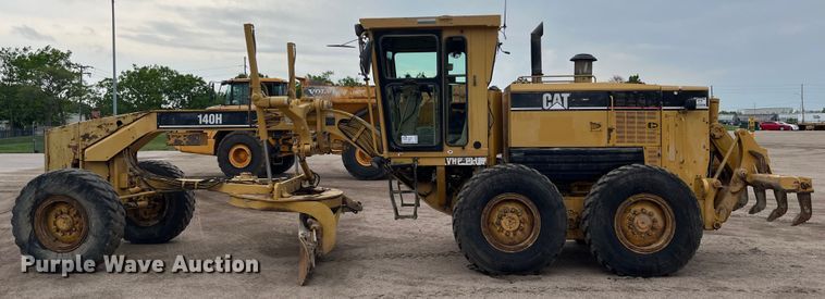 image for item DP4658 2003 Caterpillar 140H  motor grader