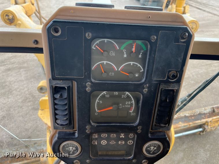 image for item DP4658 2003 Caterpillar 140H  motor grader