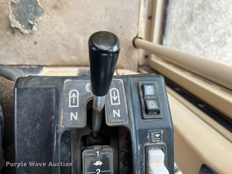 image for item DP4658 2003 Caterpillar 140H  motor grader