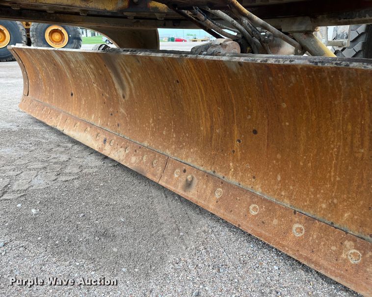 image for item DP4658 2003 Caterpillar 140H  motor grader