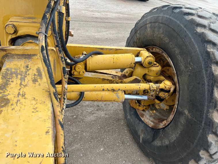 image for item DP4658 2003 Caterpillar 140H  motor grader