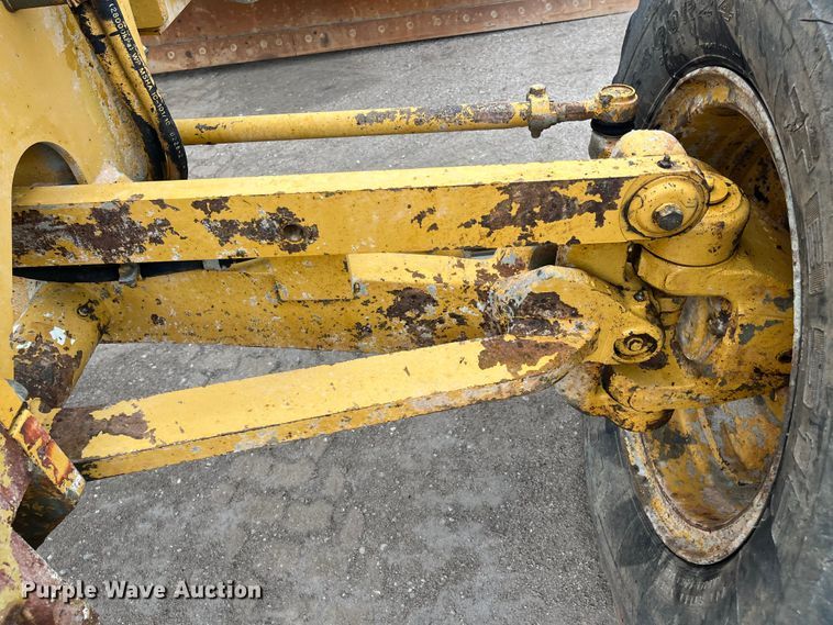 image for item DP4658 2003 Caterpillar 140H  motor grader