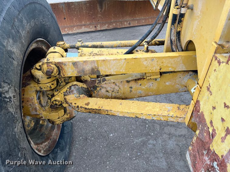 image for item DP4658 2003 Caterpillar 140H  motor grader