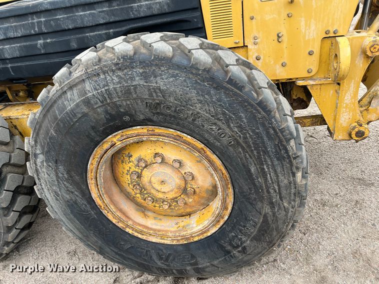 image for item DP4658 2003 Caterpillar 140H  motor grader