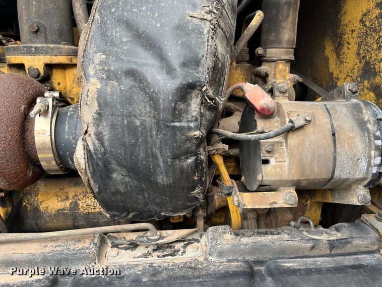 image for item DP4658 2003 Caterpillar 140H  motor grader